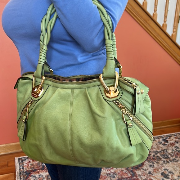 B. Makowsky Bag - Picture 7 of 10